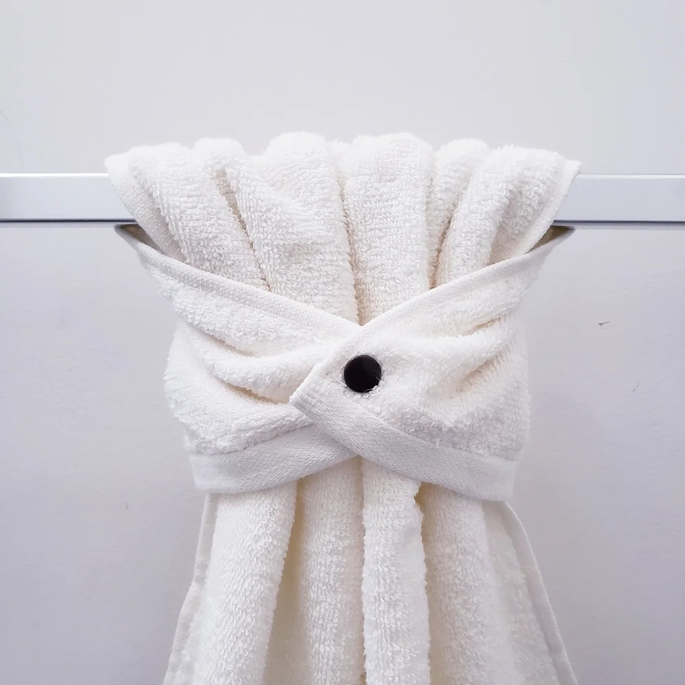 #9126 NEW! Solid w/3 stripes HANG'N'SNAP Hand Towel 🤍Select Plastic snap